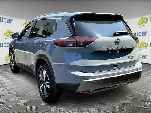 2024 Nissan Rogue SL