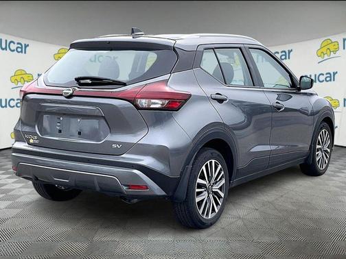 Gun Metallic 2023 Nissan Kicks SV