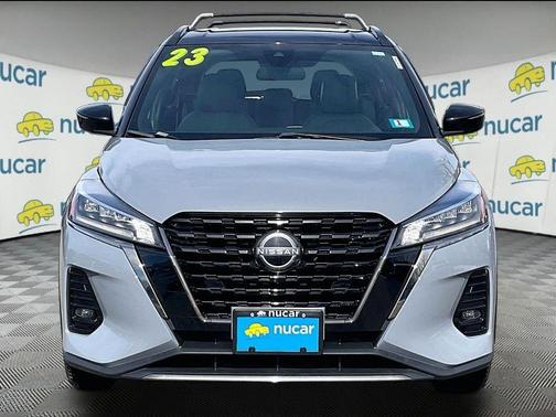 2023 Nissan Kicks SR