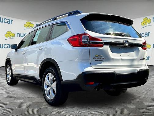 2022 Subaru Ascent Base 8-Passenger