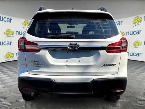 2022 Subaru Ascent Base 8-Passenger