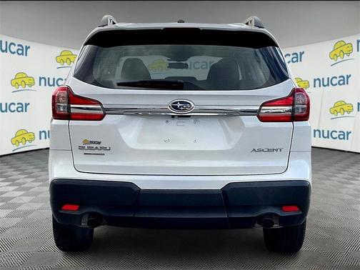 2022 Subaru Ascent Base 8-Passenger