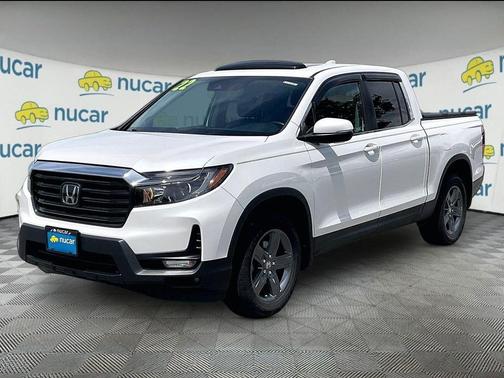 White 2022 Honda Ridgeline RTL