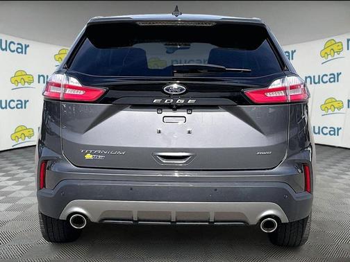 Gray 2022 Ford Edge Titanium