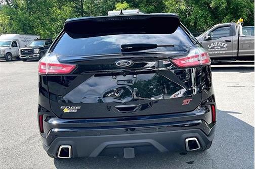 2019 Ford Edge ST