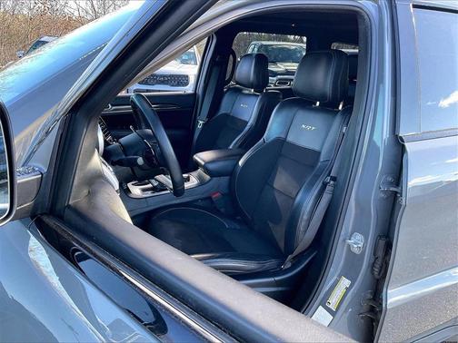 2020 Jeep Grand Cherokee SRT