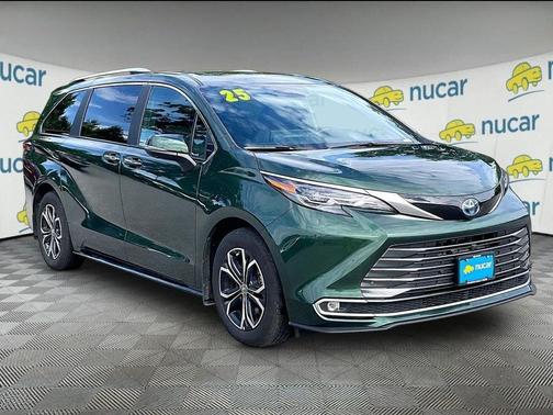 Green 2025 Toyota Sienna Platinum 7 Passenger