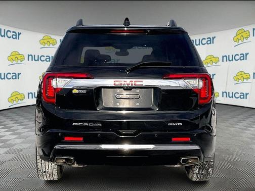 2021 GMC Acadia Denali