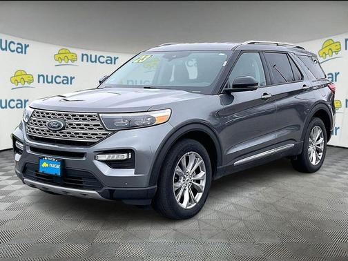 Gray 2023 Ford Explorer Limited