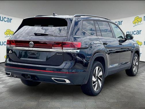 Deep Black Pearl Effect 2025 Volkswagen Atlas 2.0T SE
