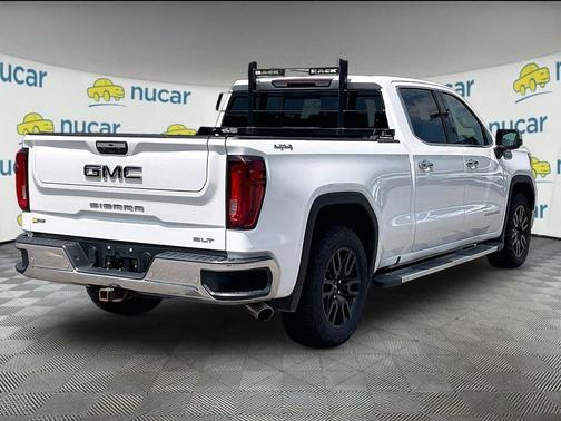 White 2019 GMC Sierra 1500 SLT