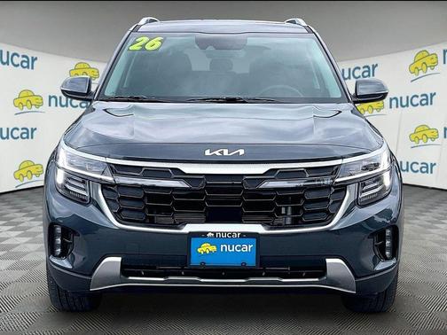 Gray 2026 Kia Seltos SX