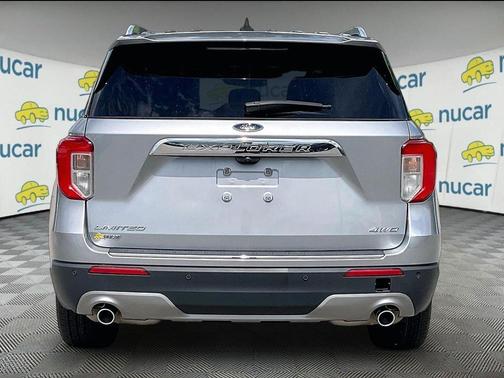 Silver 2023 Ford Explorer Limited