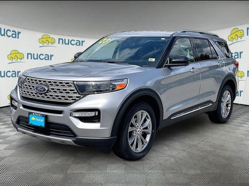 Silver 2023 Ford Explorer Limited
