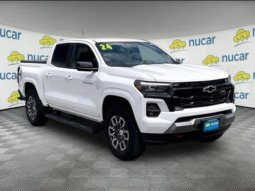 White 2024 Chevrolet Colorado Z71