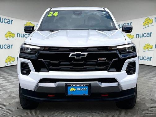 White 2024 Chevrolet Colorado Z71