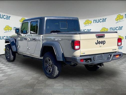 Tan 2020 Jeep Gladiator Sport
