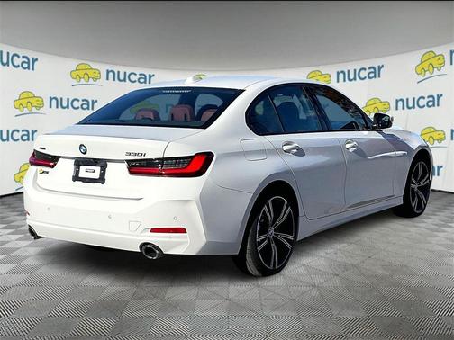 2023 BMW 330 i xDrive