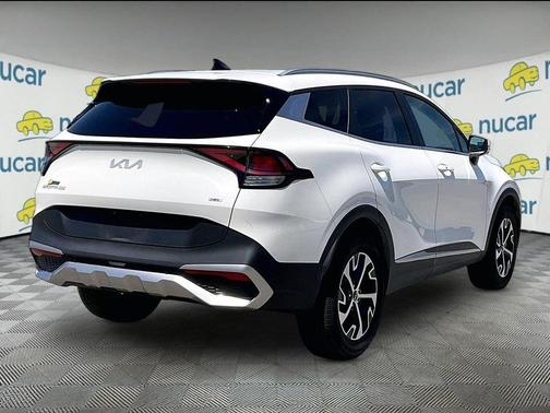 White 2023 Kia Sportage Hybrid EX