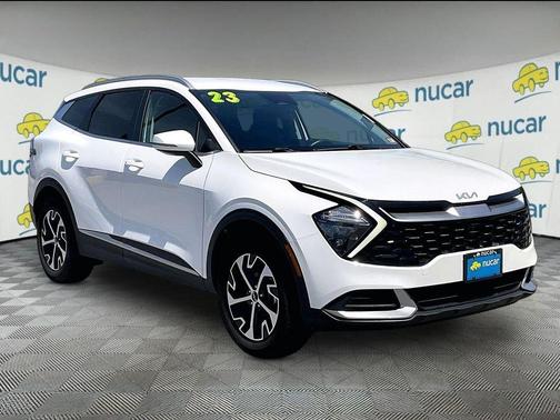 White 2023 Kia Sportage Hybrid EX