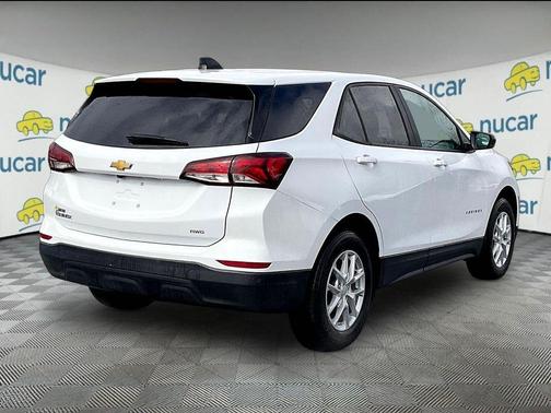 White 2023 Chevrolet Equinox LS