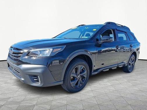 Crystal Black Silica 2022 Subaru Outback Onyx Edition XT