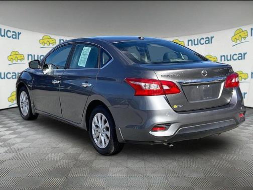 Gun Metallic 2018 Nissan Sentra SV