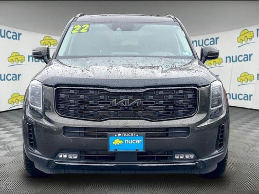Green 2022 Kia Telluride SX