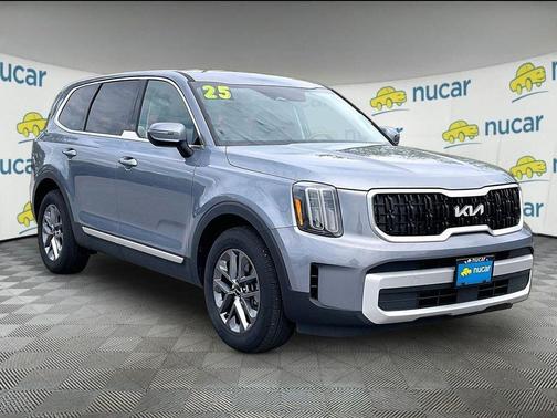 Silver 2025 Kia Telluride LX
