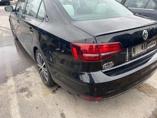 Black 2016 Volkswagen Jetta 1.8T Sport