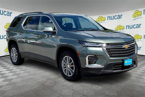 2022 Chevrolet Traverse LT Cloth