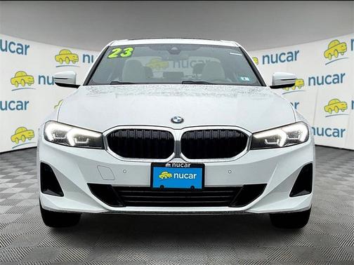 2023 BMW 330 i xDrive