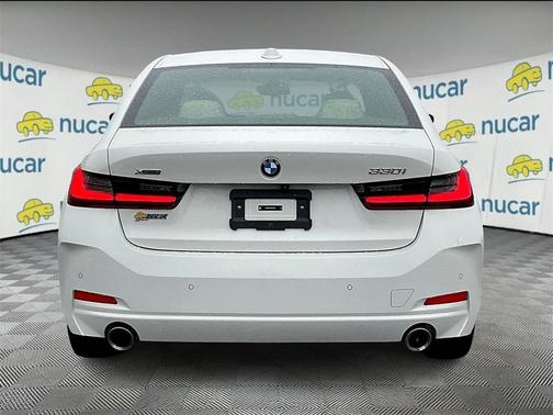 2023 BMW 330 i xDrive