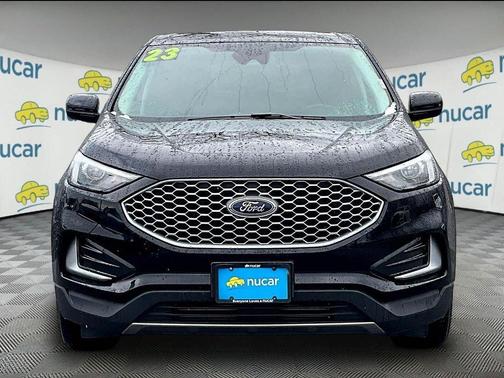 Black 2023 Ford Edge SEL