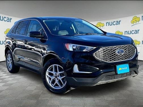 Black 2023 Ford Edge SEL