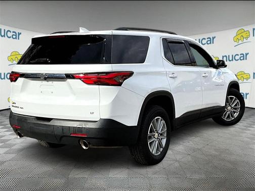 2022 Chevrolet Traverse LT Cloth