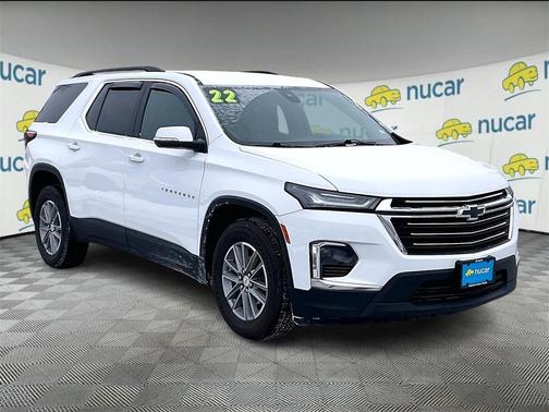 2022 Chevrolet Traverse LT Cloth