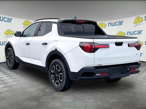 White 2022 Hyundai SANTA CRUZ 2.5L SEL