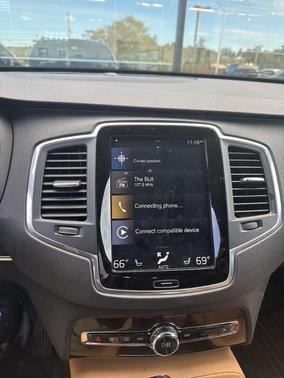 2019 Volvo XC90 T6 Momentum
