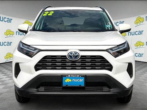 2022 Toyota RAV4 Hybrid XLE