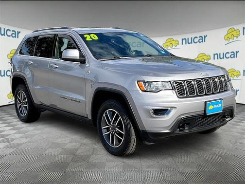 2020 Jeep Grand Cherokee Laredo