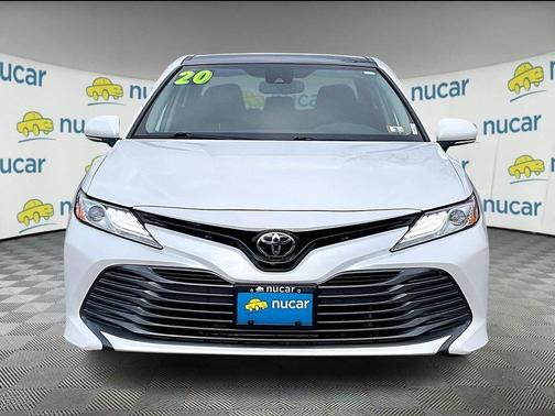 2020 Toyota Camry XLE