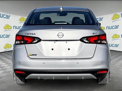 2023 Nissan Versa 1.6 SV