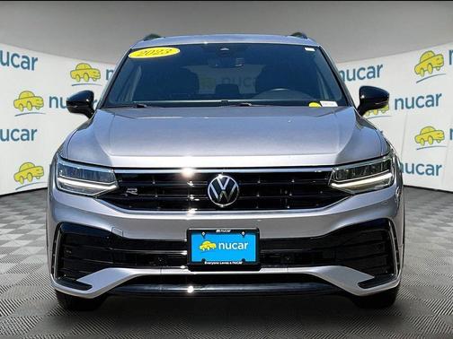 Pyrite Silver Metallic 2023 Volkswagen Tiguan 2.0T SE R-Line Black