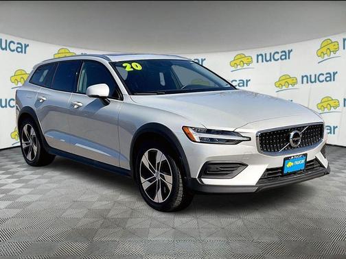 2020 Volvo V60 Cross Country T5