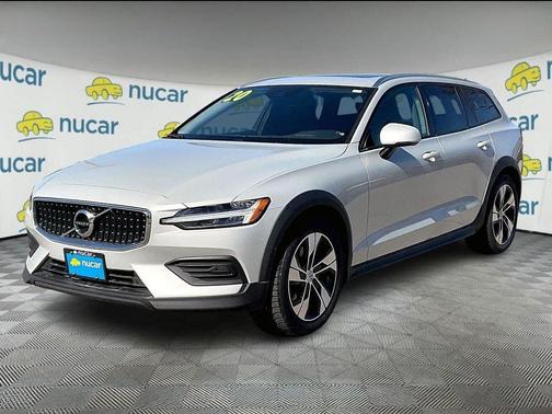 2020 Volvo V60 Cross Country T5