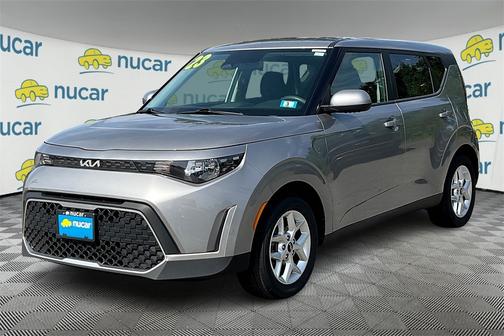 2023 Kia Soul LX