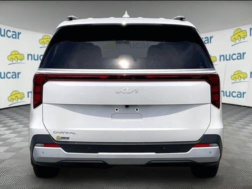 White 2025 Kia Carnival EX