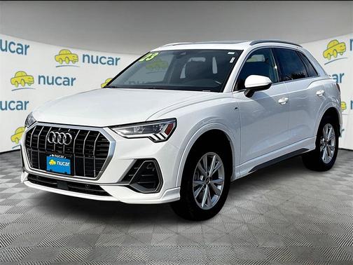 2023 Audi Q3 45 S line Premium