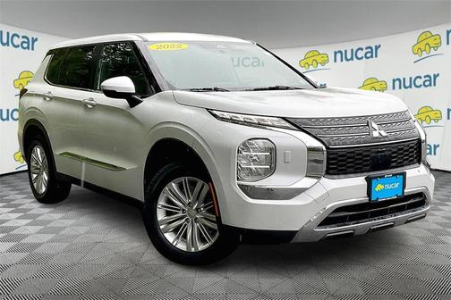 2022 Mitsubishi Outlander ES